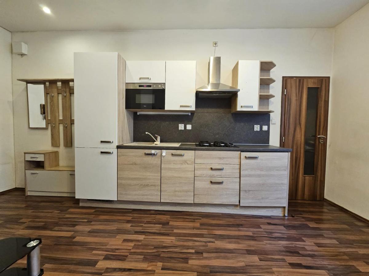 Cozy Homestay At Andel Πράγα Εξωτερικό φωτογραφία